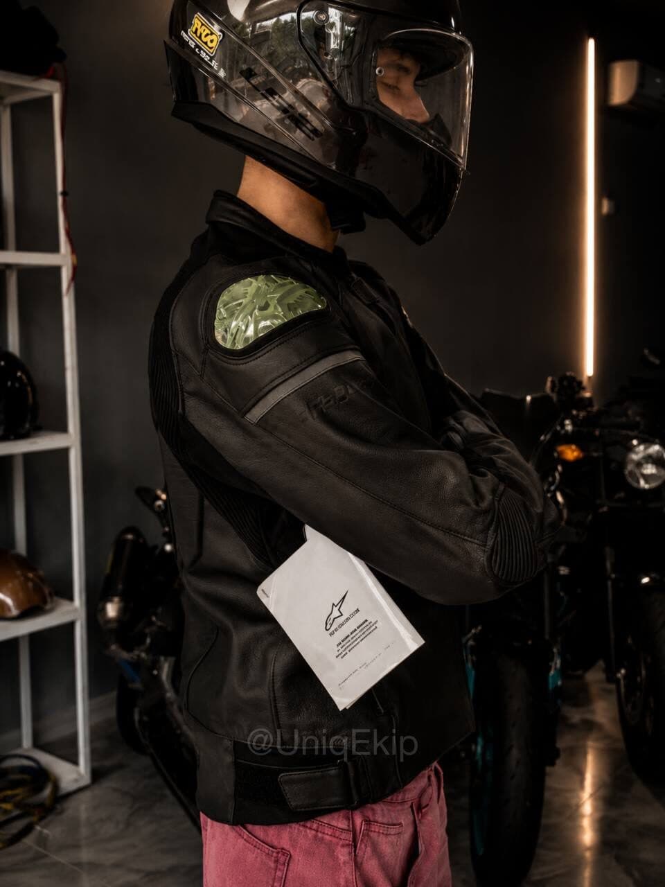 Alpinestars GP Plus R V3 jacket 3