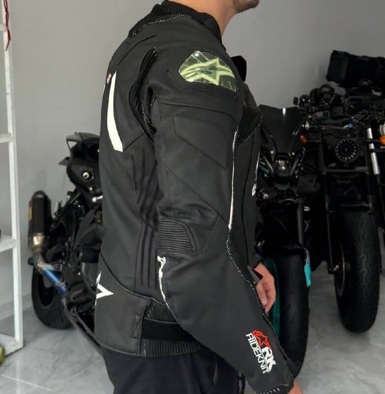 Alpinestars GP Plus V4 — куртка 4