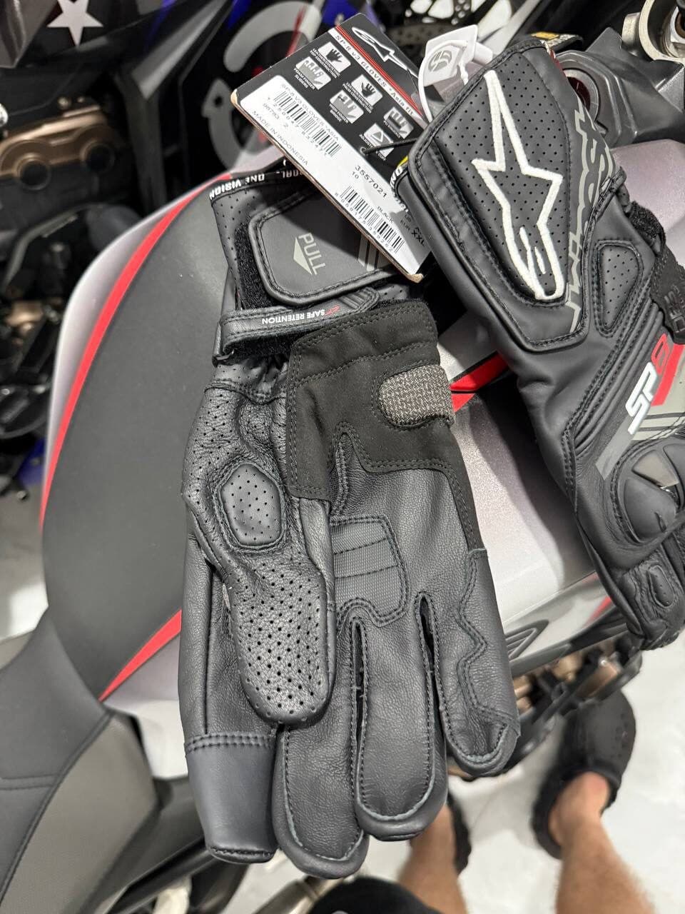 Alpinestars SP-8 V3 Asia Fit 2