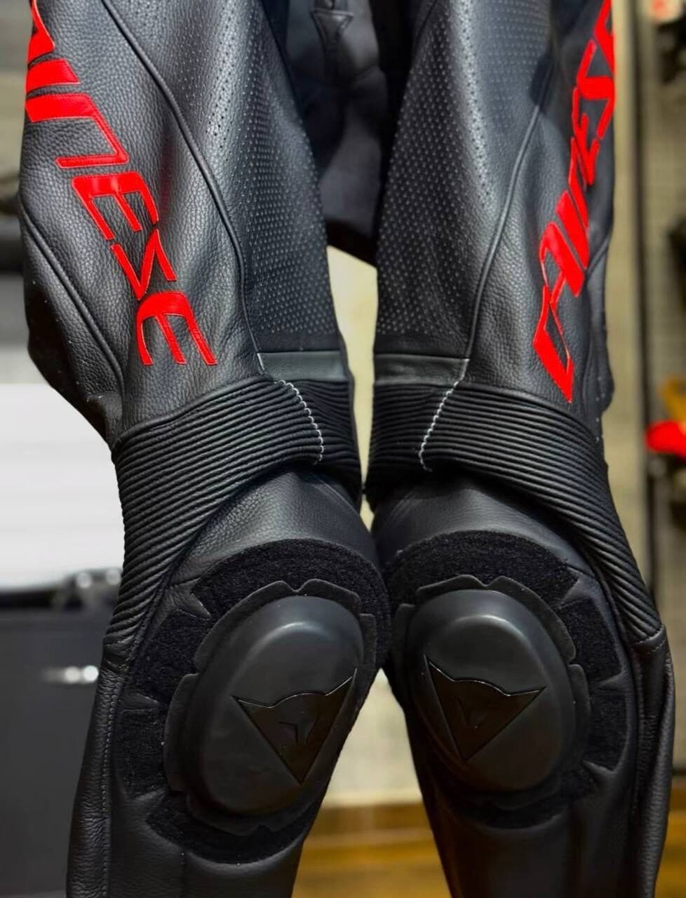 Dainese professional leather race suit 4