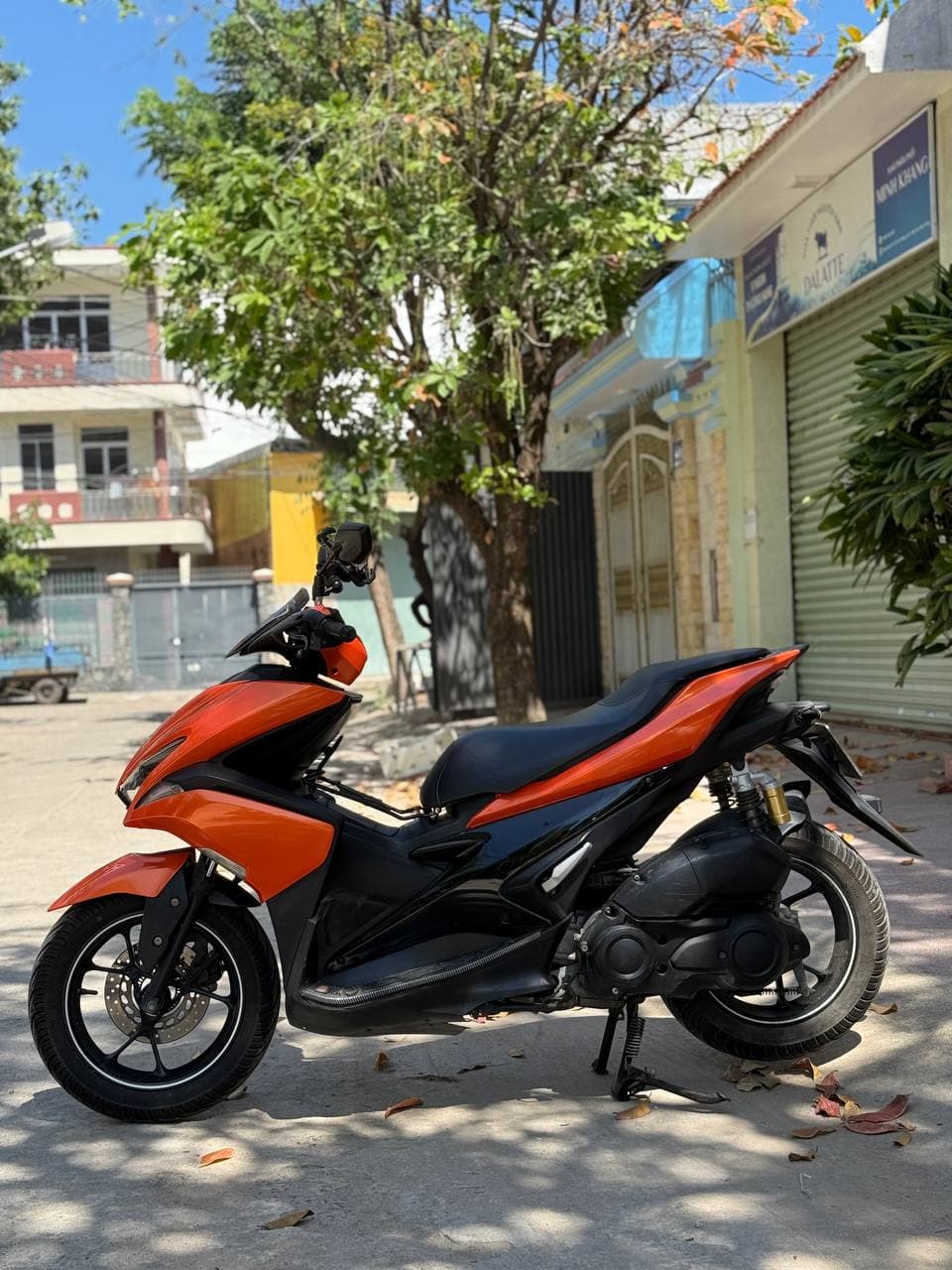 Yamaha NVX 155cc 4