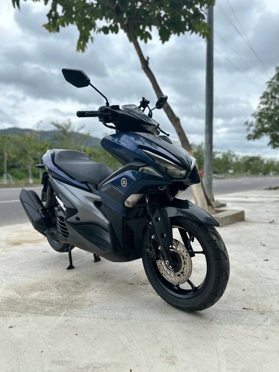 Yamaha NVX 155cc 3