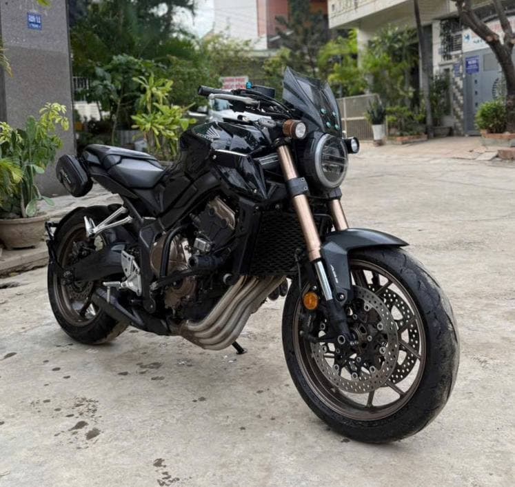 Honda CB650R