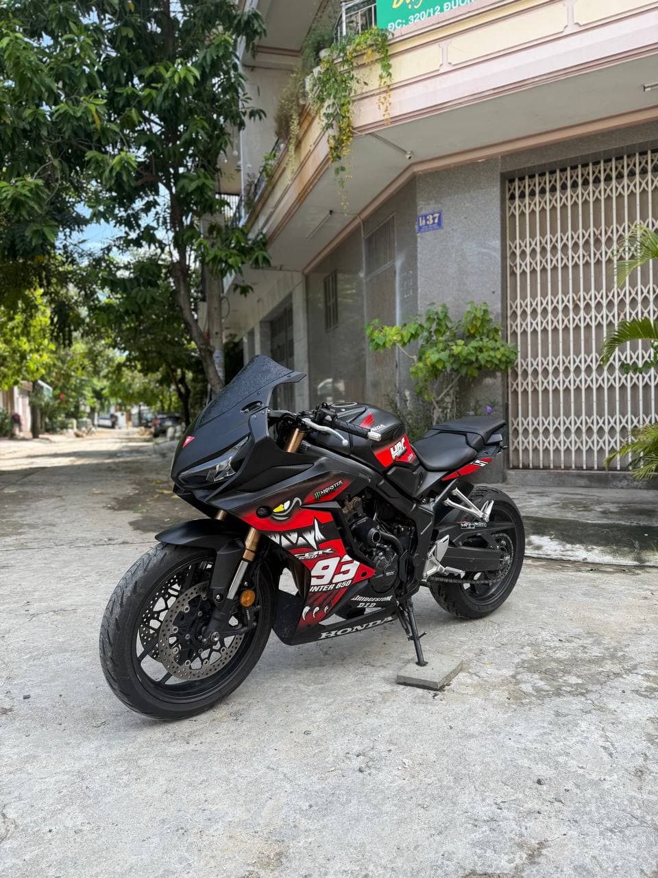 Honda CBR-650R